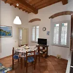 Bilocali Borgo - Centro Storico In Zona Mare *