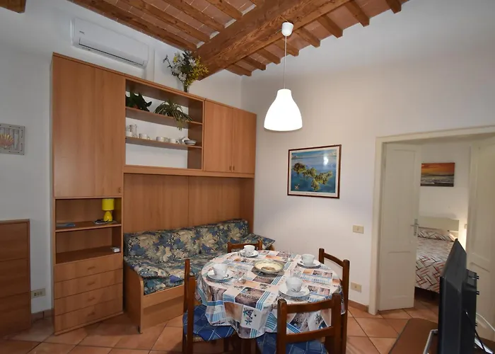 Apartamento Bilocali Borgo - Centro Storico In Zona Mare