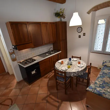 Bilocali Borgo - Centro Storico In Zona Mare 아파트 마리나디캄포