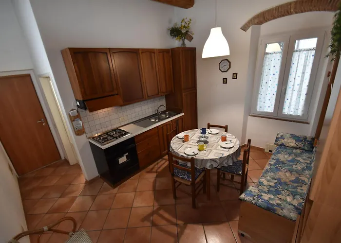 Bilocali Borgo - Centro Storico In Zona Mare Διαμέρισμα Marina di Campo